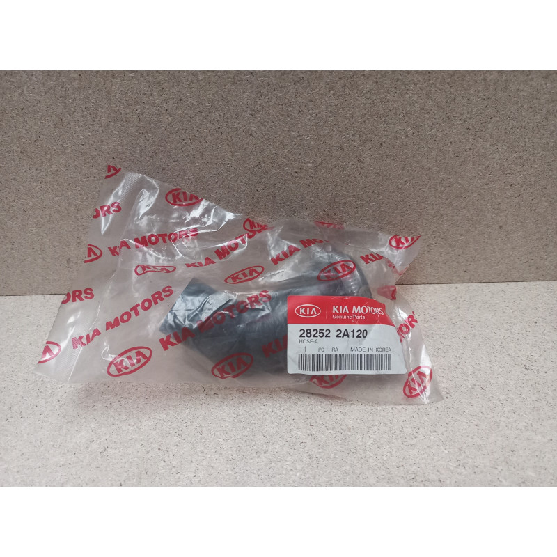 Kia 28252 2A120 Ladeluftschlauch Cerato