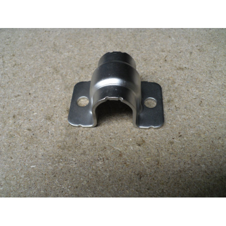 Schmitz Cargobull Rohrklammer klein 1333132