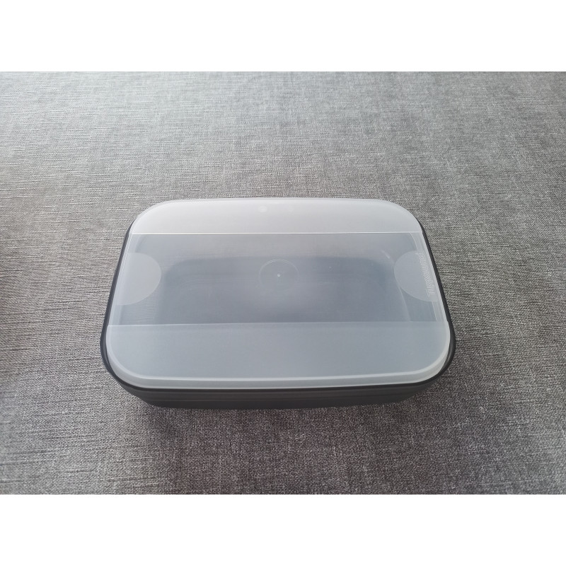 Tupperware swing Box 700ml