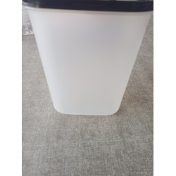 Tupperware Eidgenosse 2,3 Liter mit Schütte schwarz