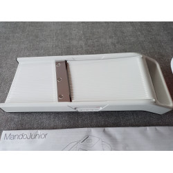 Tupperware Mando Junior Reibe /  Gemüsehobel