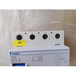 Doepke Fehlerstromschutzschalter DFS4 040-4/0,03-A  B-Ware