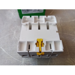 Schneider Resi 9 Fehlerstromschutzschalter R9R22440