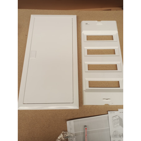 ABB UK648N3 Stromkreisverteiler Unterputz mit Tür