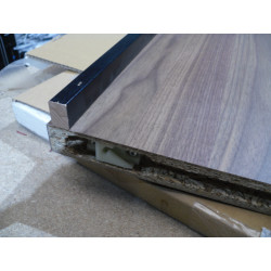 Hülsta Sockelbord Kernnussbaum 602mm X 450mm X 29mm