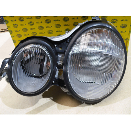 Hella Scheinwerfer für Mercedes - Benz W210 / S210 1L9 007.095-111