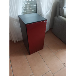 Hülsta now Box grau / rot mit Tür