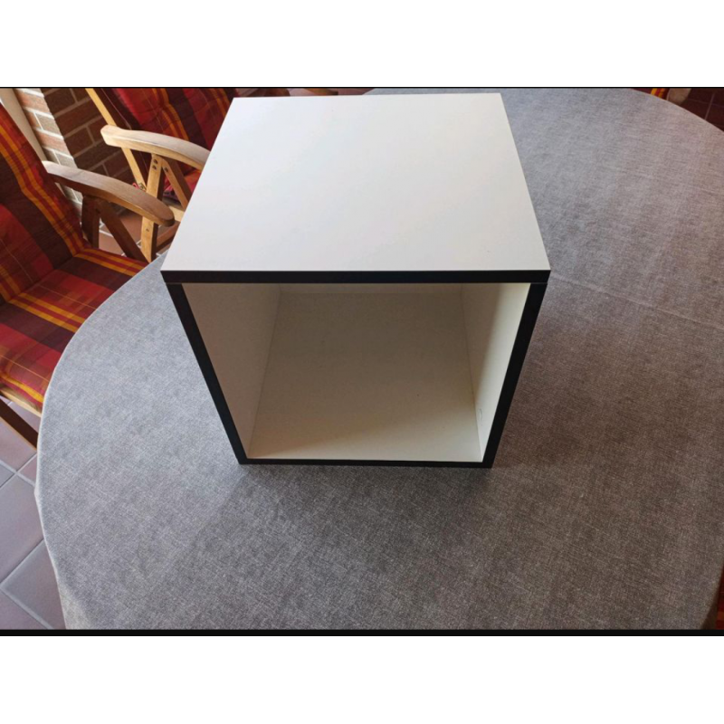 Hülsta now Box weiß / klein offen