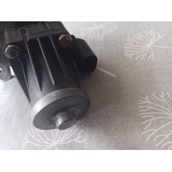 Ford AGR Ventil / Abgasrückführung 2017121