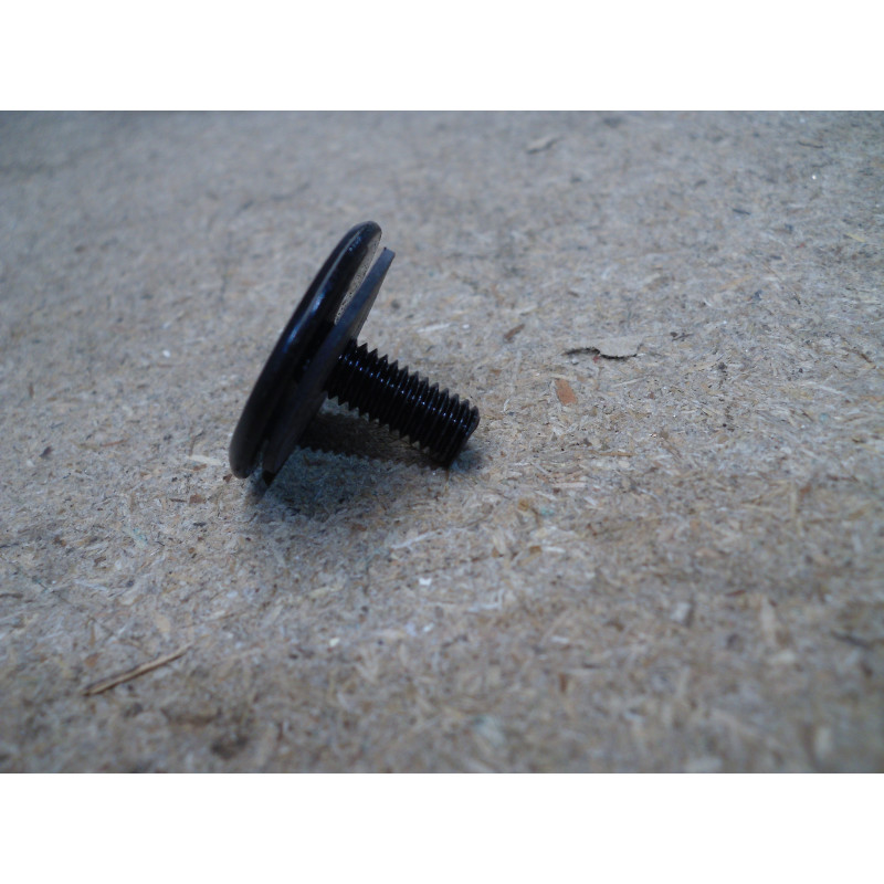 Hülsta BB 2479  3 Stück Flachkopfschrauben M6 X 15