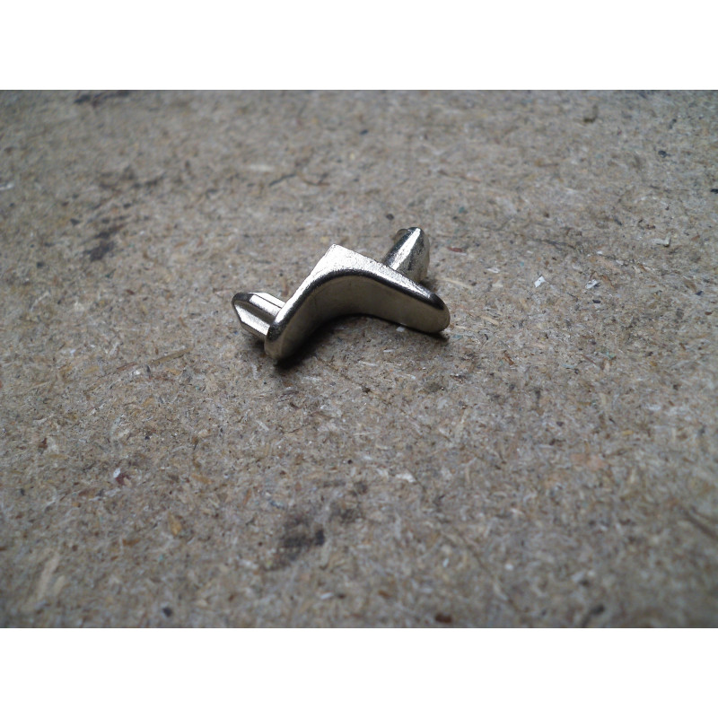 10 X Hülsta  / Häfele 1584561 Bodenträger Zamak mit 2 Zapfen