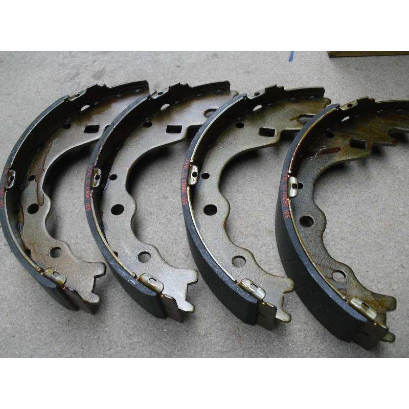 KIA Bongo III Bremsbackensatz K0BL1 2638Z