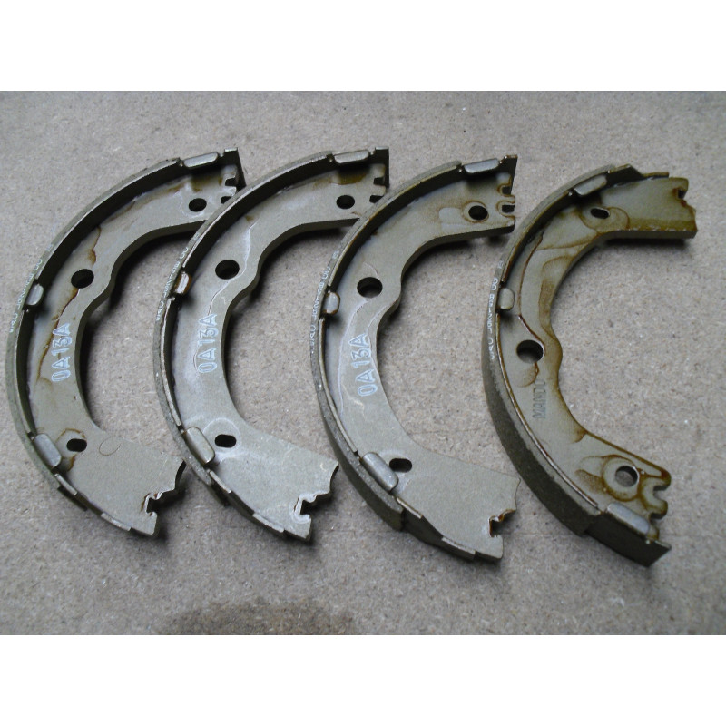 KIA Sorento II Bremsbackensatz 58305 2PA10