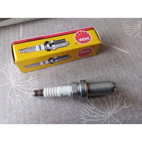 NGK   Zündkerze LFR5A-11