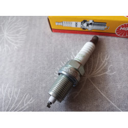 NGK   Zündkerze ZFR5F-11