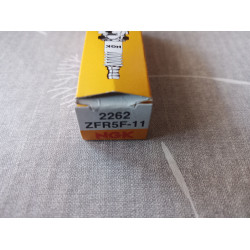 NGK   Zündkerze ZFR5F-11