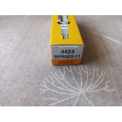 NGK   Zündkerze 4424