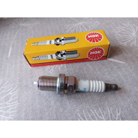 NGK   Zündkerze 2382