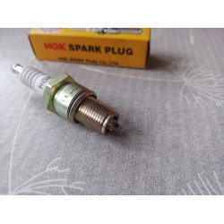 NGK  Zündkerze 2412