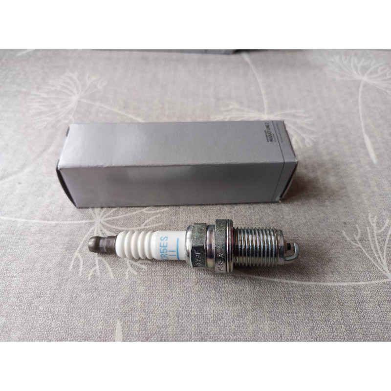 Product Line 2  Zündkerze S 18814 11051