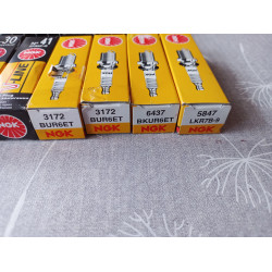 NGK Zündkerzen Restposten 13 Stück