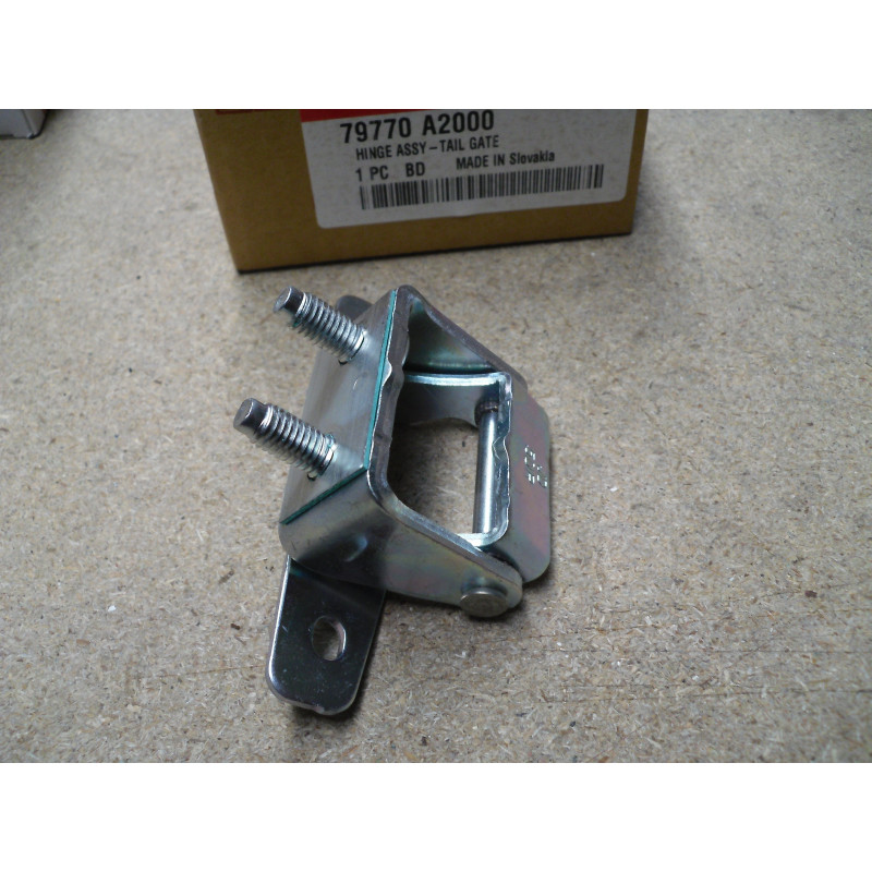 Kia Heckklappenscharnier 79770 A2000