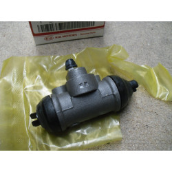 Kia Radbremszylinder  0K201 26610