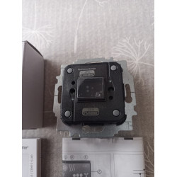 Busch Jäger 6224 / 2.0 Raumtemperaturregler free@home