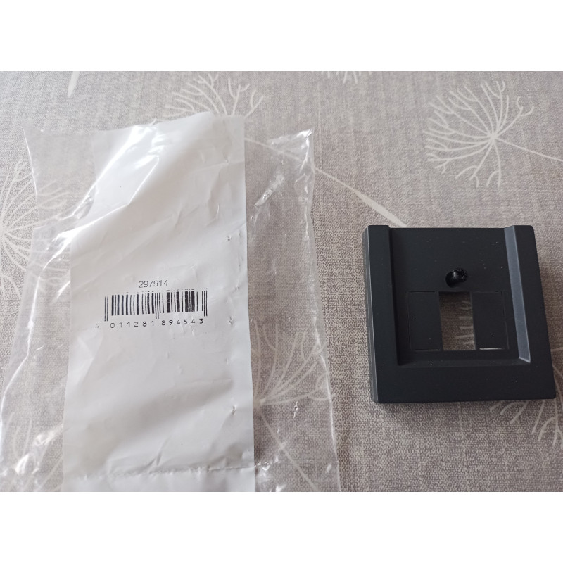 Merten 297914 Zentralplatte für TAE / USB Anthrazit System M