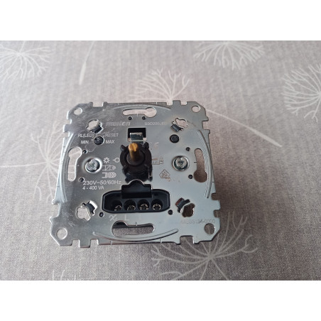 Merten MEG 5134-0000 Dimmer für LED Lampen