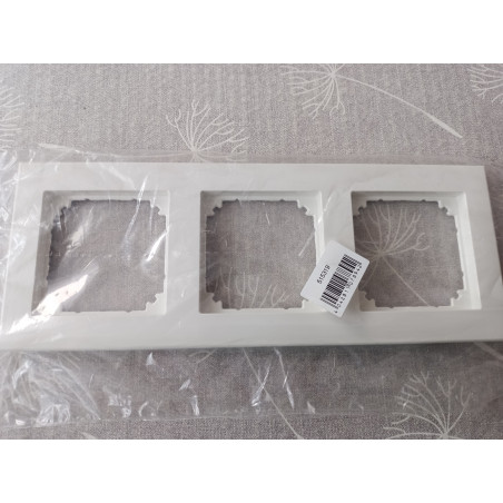 Merten 515319 Rahmen 3fach Polarweiß System M-Plan